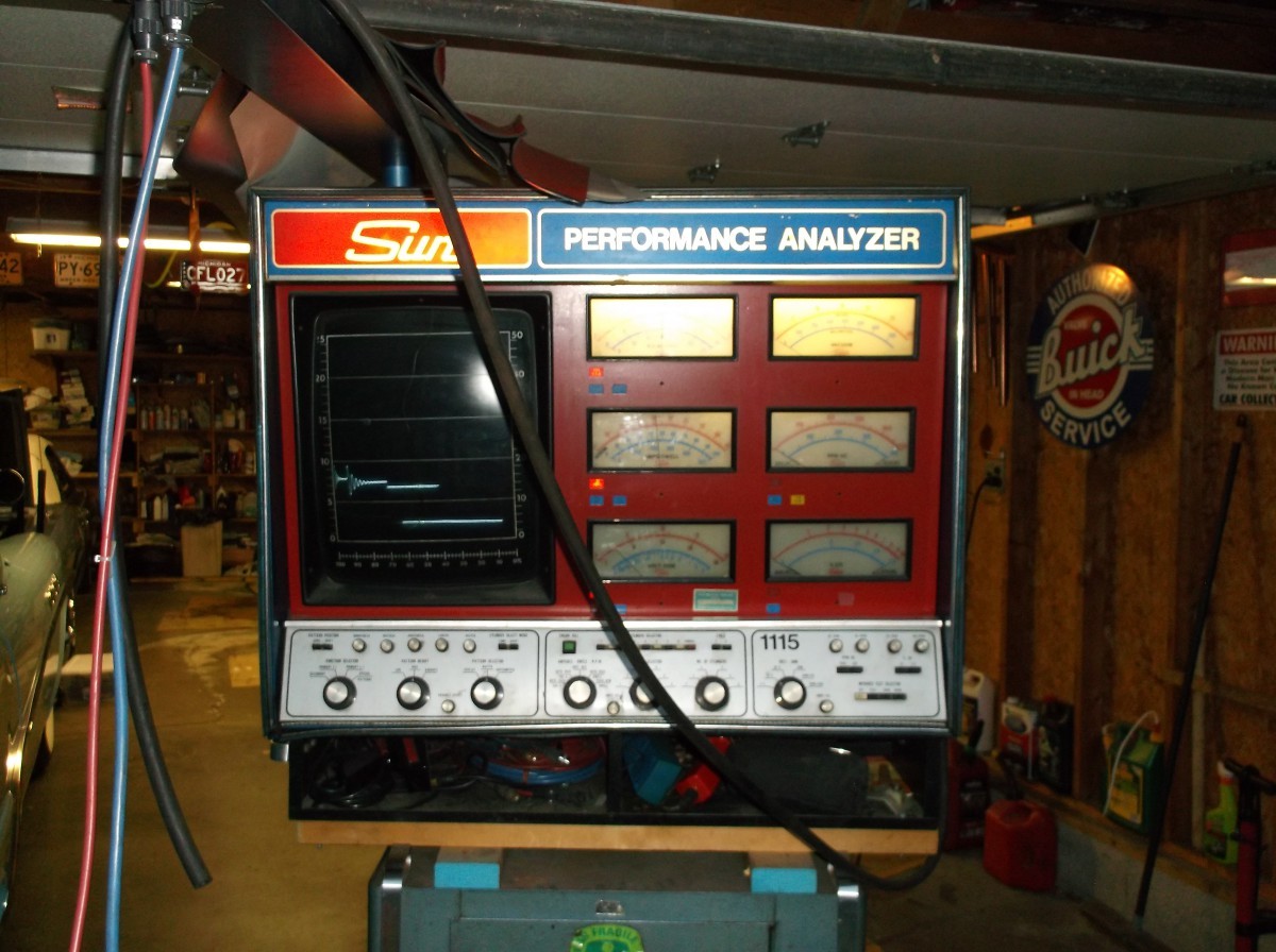 Vintage 1950s car diagnostic computer setup