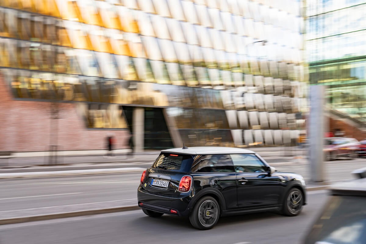 Mini Cooper 2-Door vs. 4-Door: The More Popular Model Might Surprise You