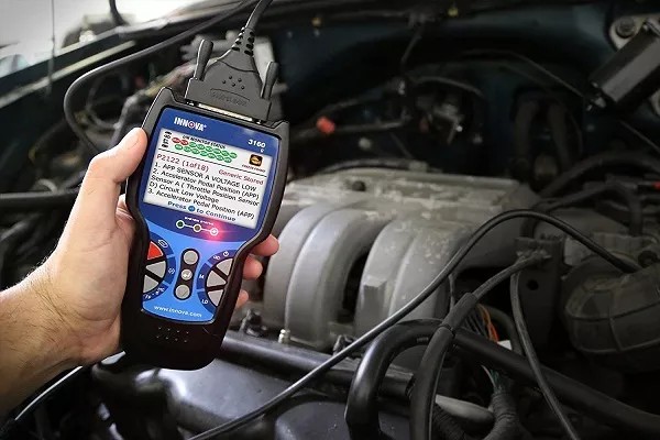 OBD 2 Scanner_Innova